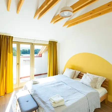 Lujza & Koriander Bed & Breakfast Vác Exterior photo